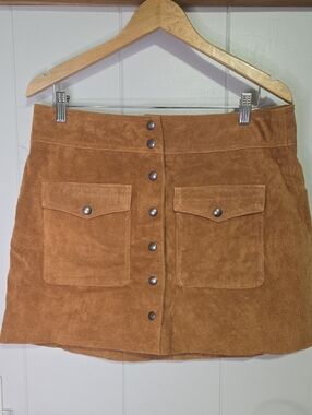 Leather Button-Front Mini Skirt in Brown